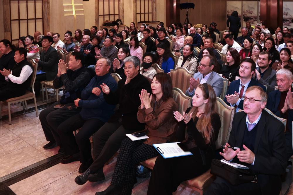 В Харбине состоялся литературно-музыкальный концерт "Российско-китайские созвучия"