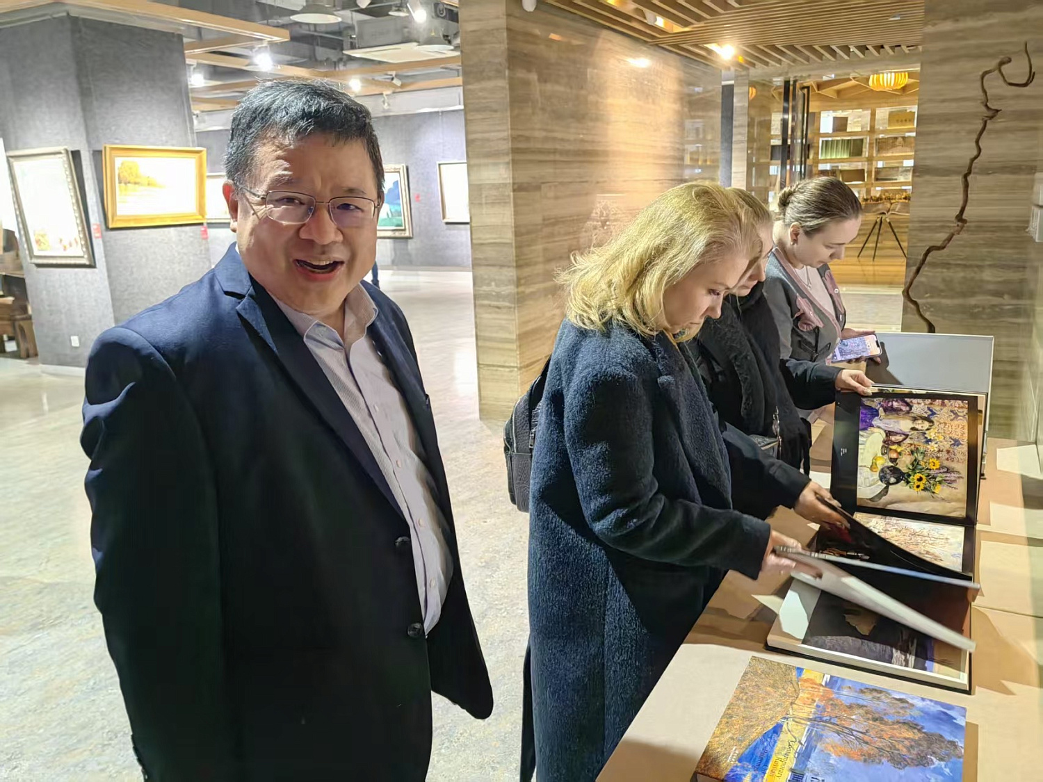 Важный результат и образец культурного обмена между Россией и Китаем